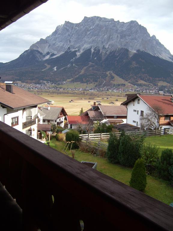 Ferienwohnung Haus Sonja Lermoos Zimmer foto